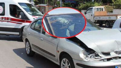 Kaza yapan araçta kafasını cama çarpan yolcu yaralandı