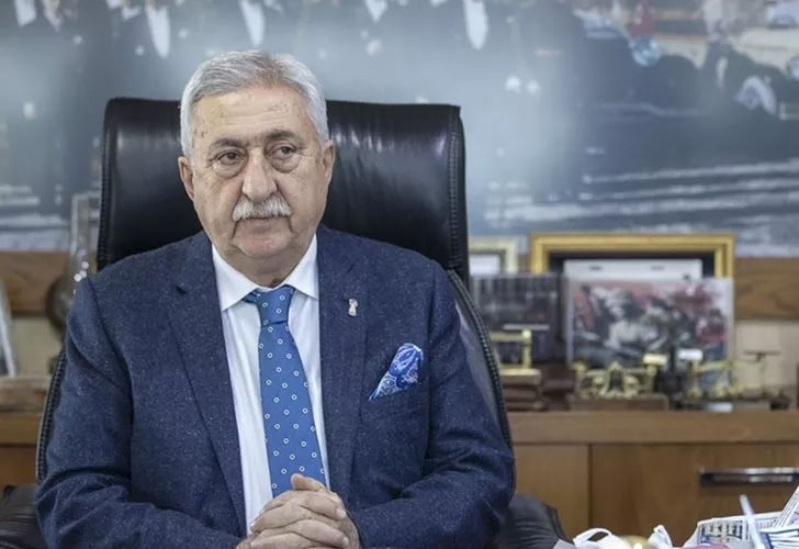 ‘Esnafın ekmeğiyle oynuyor’ diyerek çağrıda bulundu: Ücretsiz servisler kaldırılsın