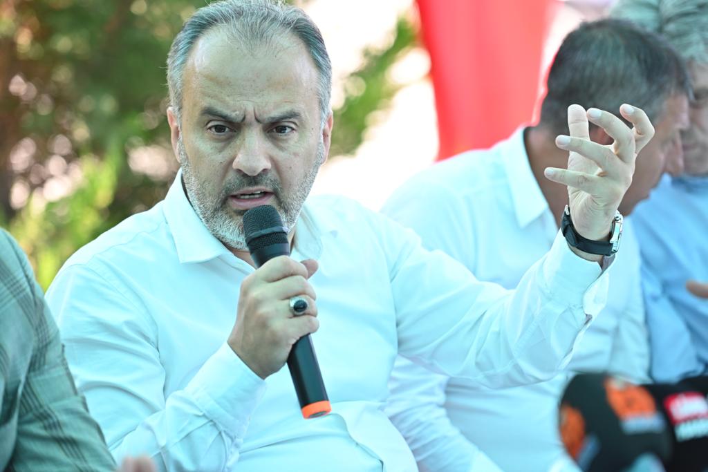 Başkan Alinur Aktaş’tan iddialara cevap; ‘Tek bir çivi çakmadılar’