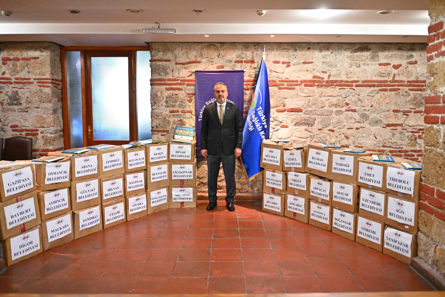 Bursa’dan 43 belediyeye eğitim desteği