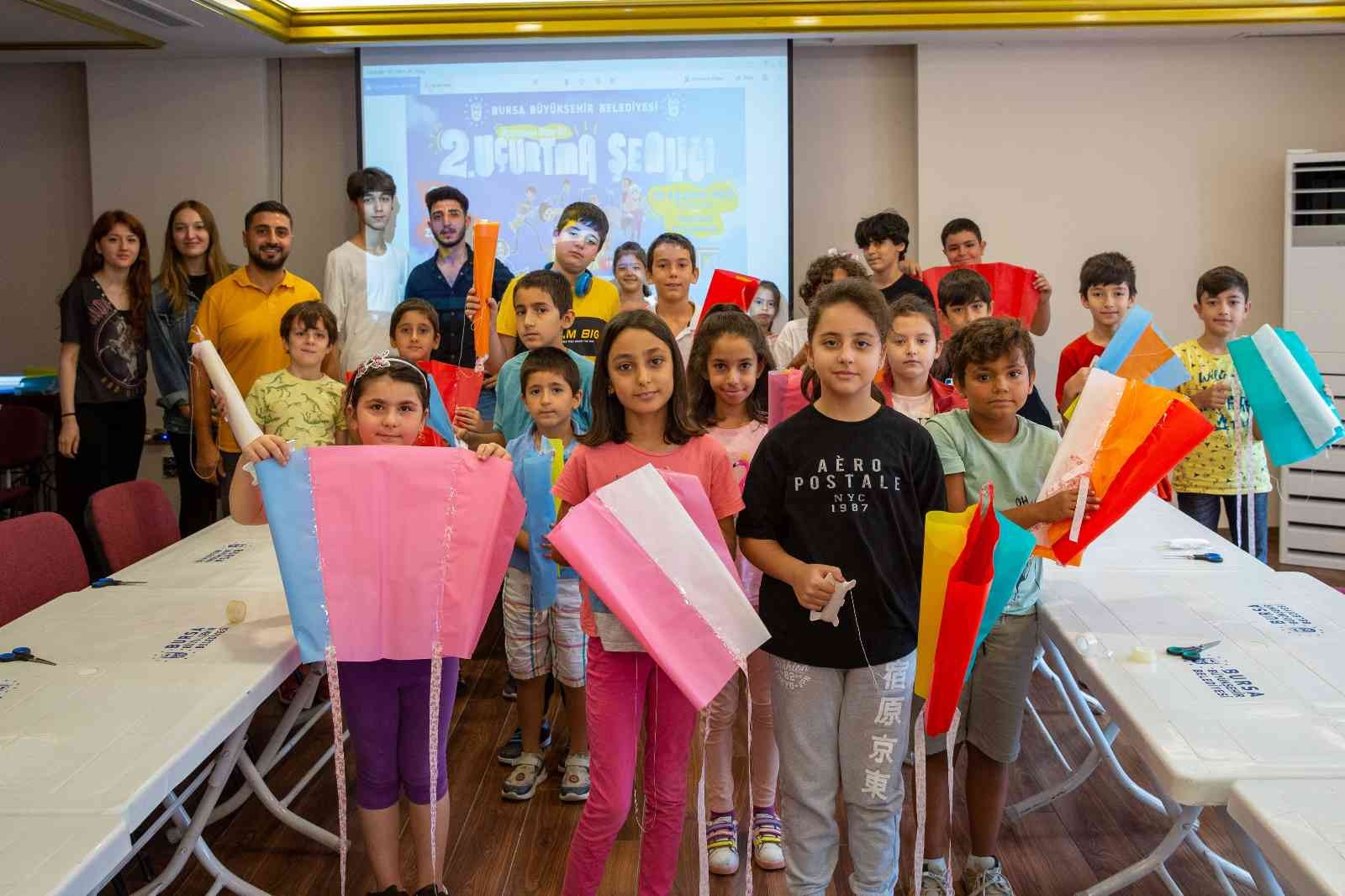 Bursa semaları minik ellerle şenlenecek