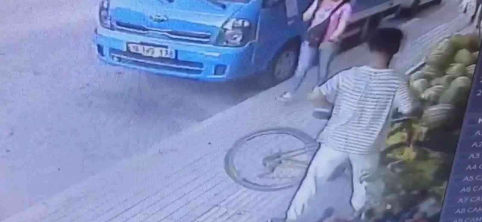 Bursa’da küçük çocuğun hayalini çalan hırsız!