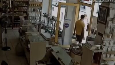 Bursa’da sadaka kutusu hırsızlığı!