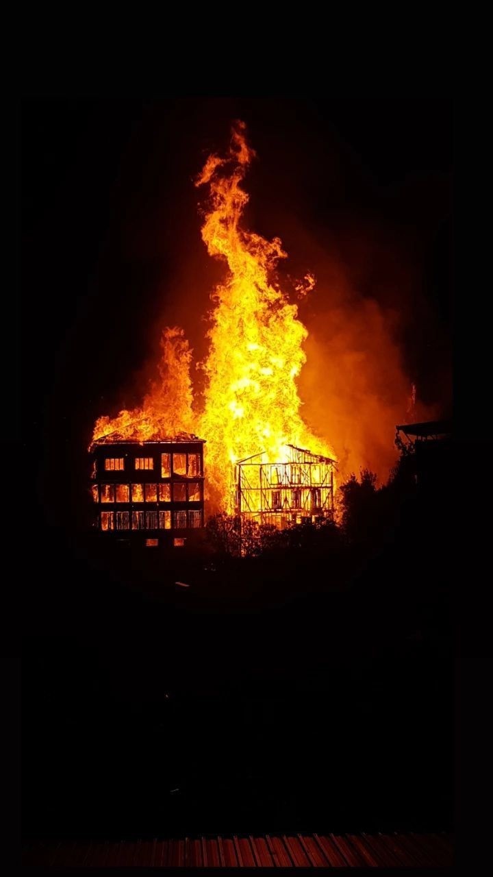 Bursa’da korku dolu saatler! Alev alev yanıyor