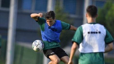 Bursaspor günü çift idmanla tamamladı
