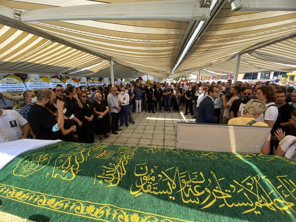 Bursalı iş insanı Gökçin Aras’a son görev… Ünlü isimler yalnız bırakmadı…