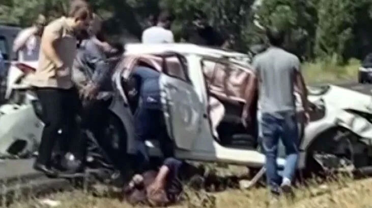 Feci kaza! Ölü ve yaralılar var