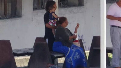 Parkta kanlı kavga! 1 kadın yaralandı