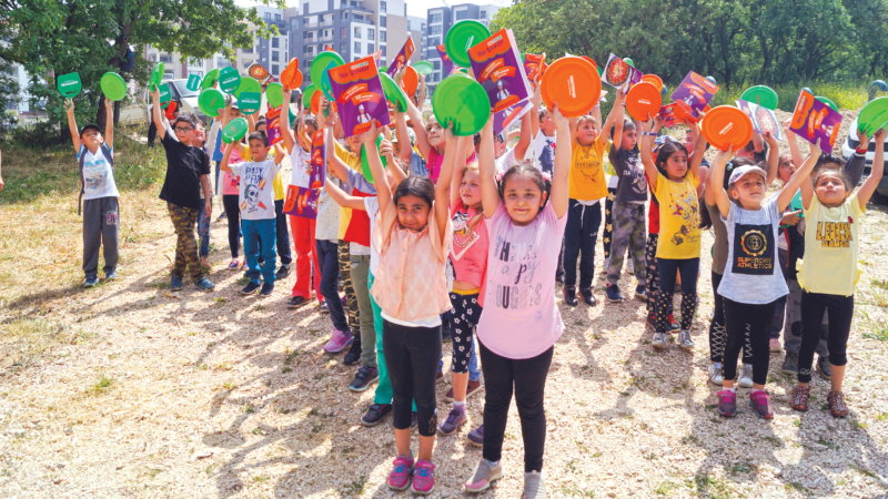 Okullar açılırken öğrencilerin beslenmesiyle ilgili bütün aileler en mantıklı çözümleri
