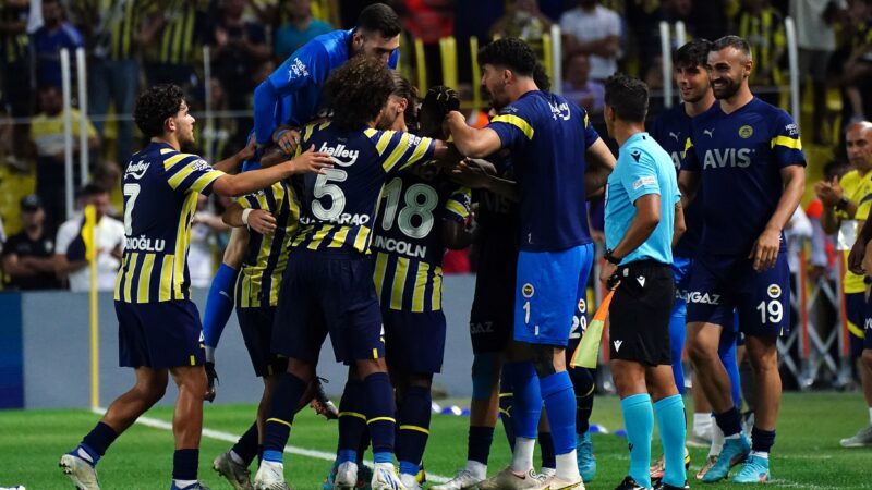 Avrupa Kupaları’nda zorlu gece! Türk takımlarının maçları saat kaçta hangi kanalda? Fenerbahçe, Austria Wien, DG Sivasspor, Malmö ile deplasmanda, M.Başakşehir ise