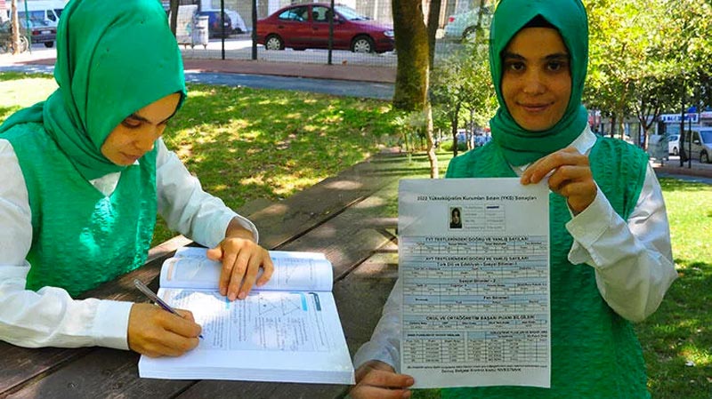 Gündem olmuştu! Gösterdiği belge yalan çıktı