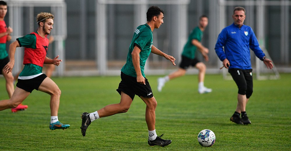 Bursaspor’da şok gelişme! Ayak bileği kırıldı…