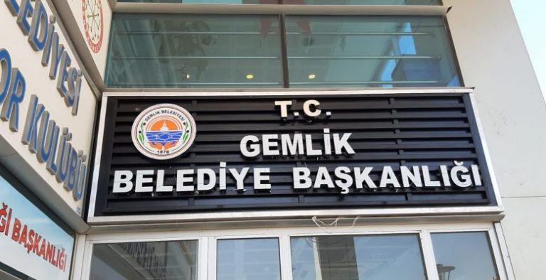 Gemlik Belediyesi’nden karayolu işleri…