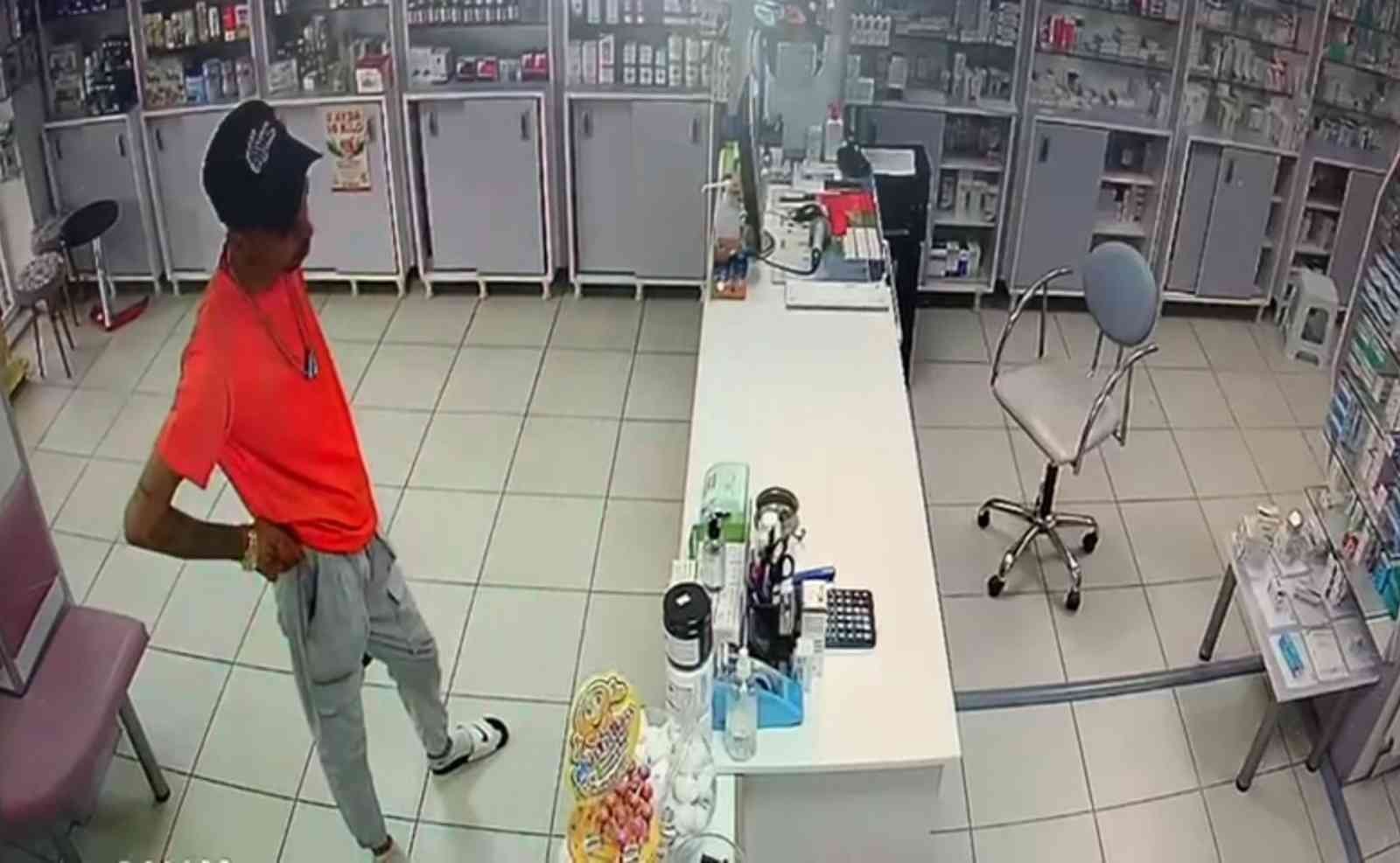 Bursa’da ‘Pes’ dedirten hırsızlık!