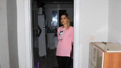 Kirayı 3 ay geciktirdi, ev sahibi çelik kapıyı söktü