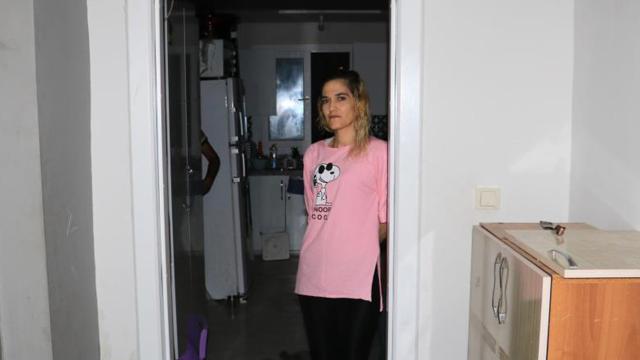 Kirayı 3 ay geciktirdi, ev sahibi çelik kapıyı söktü