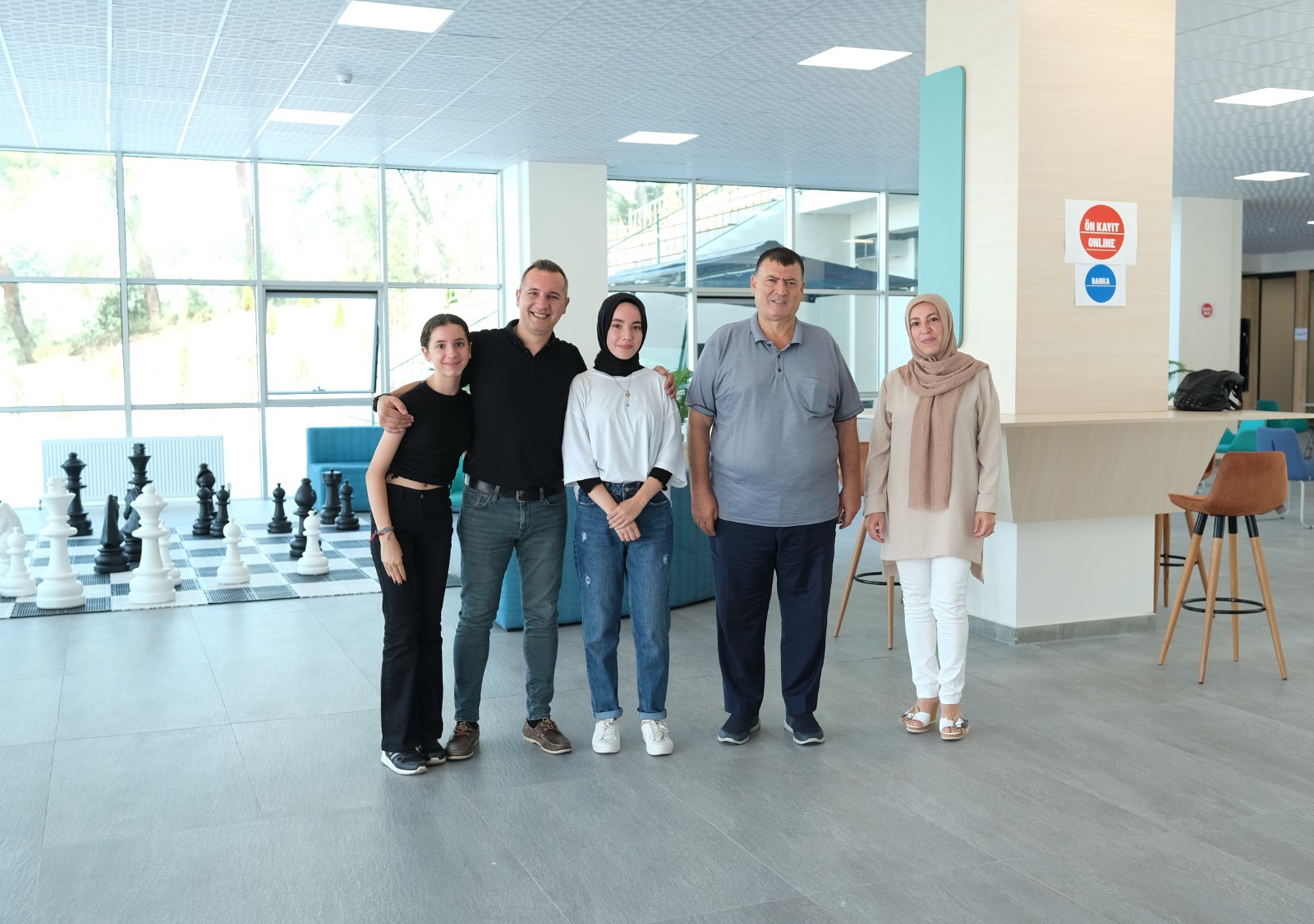 Mudanya Üniversitesi’nin ilk öğrencisi kayıt yaptırdı!