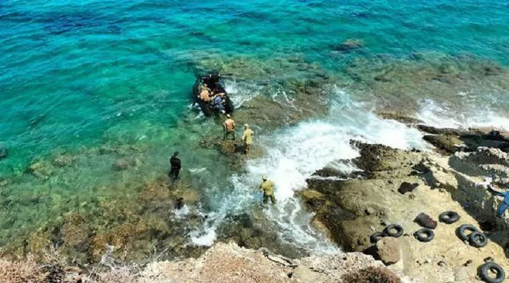 MSB: Kıyıya vuran bottan 47 göçmen kurtarıldı