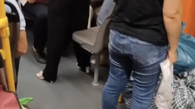 Bursa’da metroda tartışma kameralara yansıdı