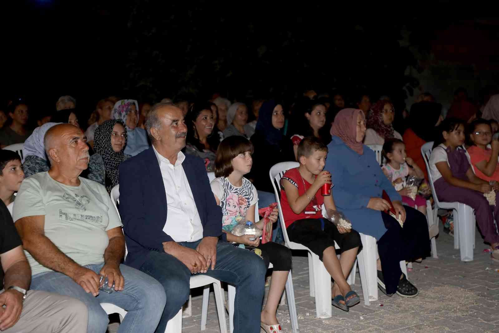 Mudanya’da açık havada Sinema Günleri başladı 1 mudanyada acik havada sinema gunleri basladi fb873ea