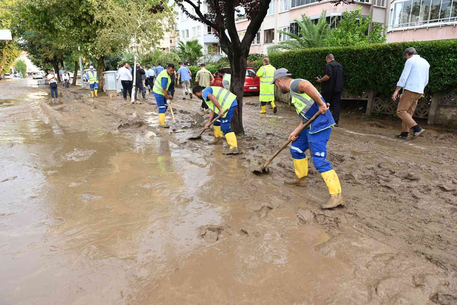 Mudanya’da sel seferberliği Mudanya’da sel seferberliği