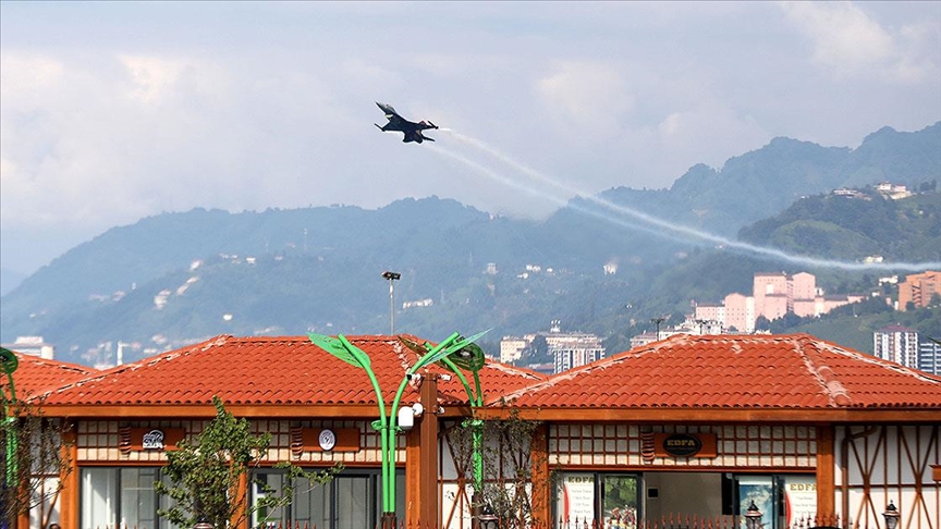 SOLOTÜRK Rize’de prova uçuşu yaptı