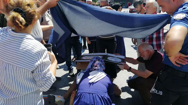 Otomobilin altında kalan Zeynep’i, aracı havaya kaldırarak kurtardılar Otomobilin altında kalan Zeynep’i, aracı havaya kaldırarak kurtardılar