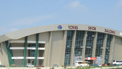 Tofaş Spor Salonu’nda reklam alanları kiraya veriliyor…