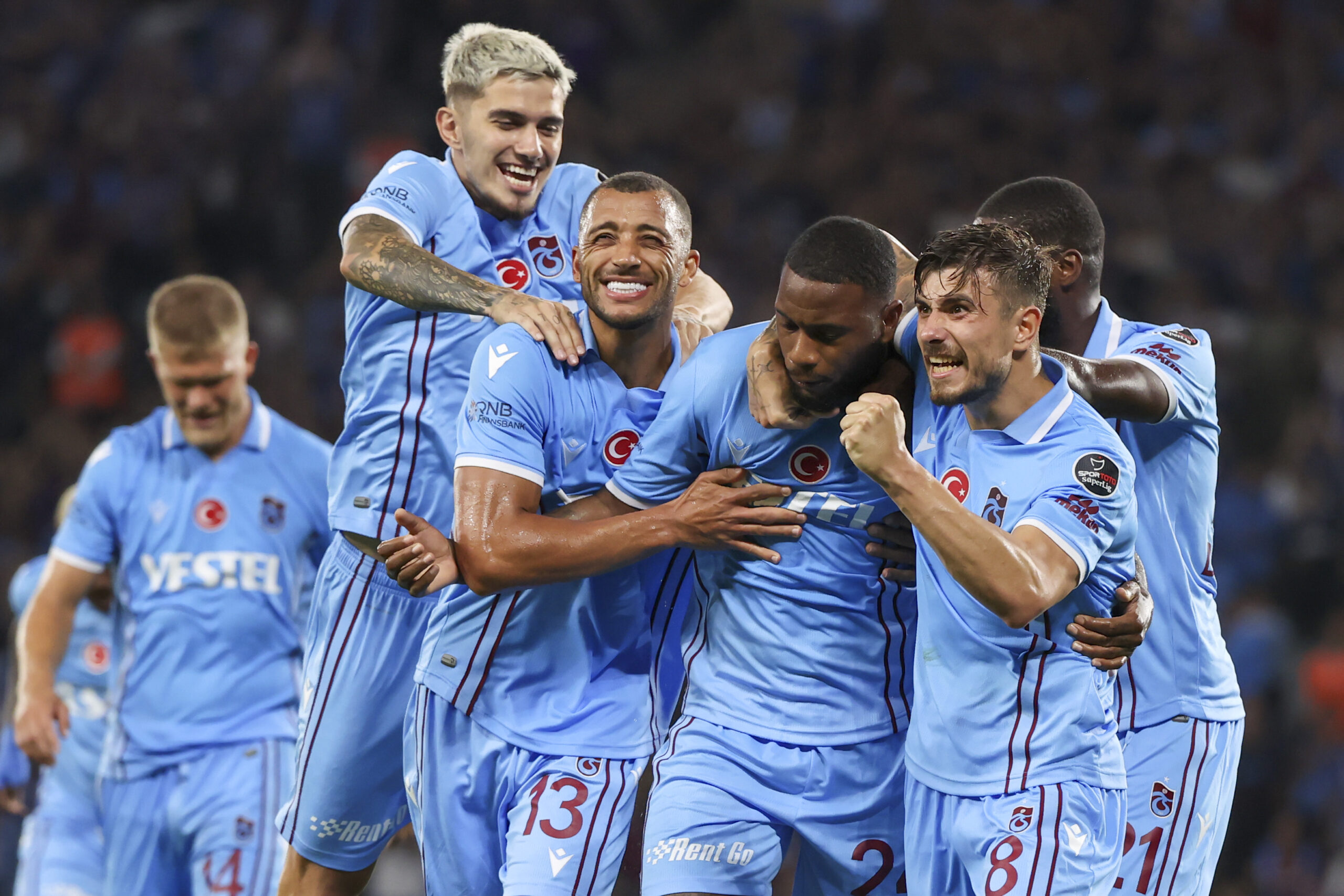 Trabzonspor Avrupa sahnesinde! Kopenhag’daki maç saat kaçta hangi kanalda?