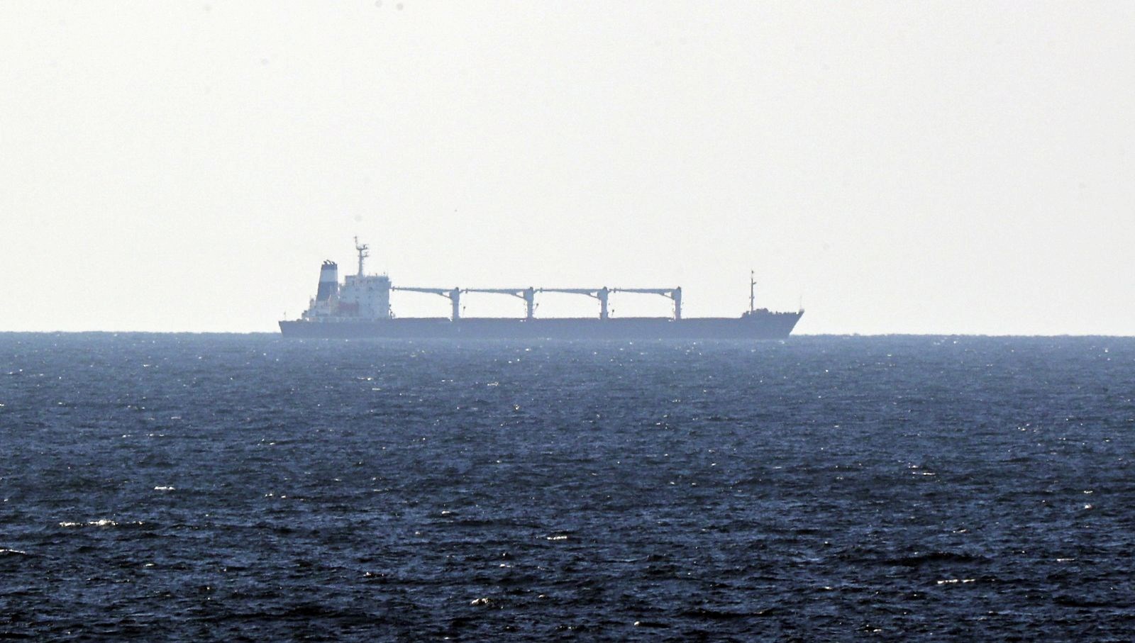 Ukrayna’dan tahıl sevkiyatı: İlk gemi İstanbul Boğazı’na ulaştı