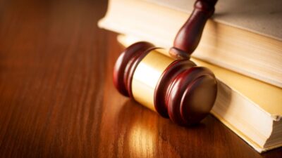 Görevi bırakıp yemeğe giden gece bekçisi için karar!