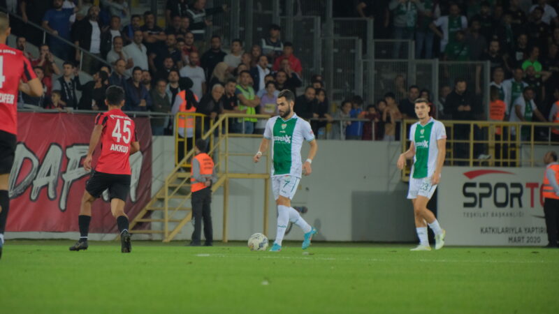Bursaspor’un grubunda neler oluyor? İşte 4. hafta sonuçları… TFF 2.Lig Beyaz Grup'ta 4. hafta maçları sona erdi... Bursaspor,
