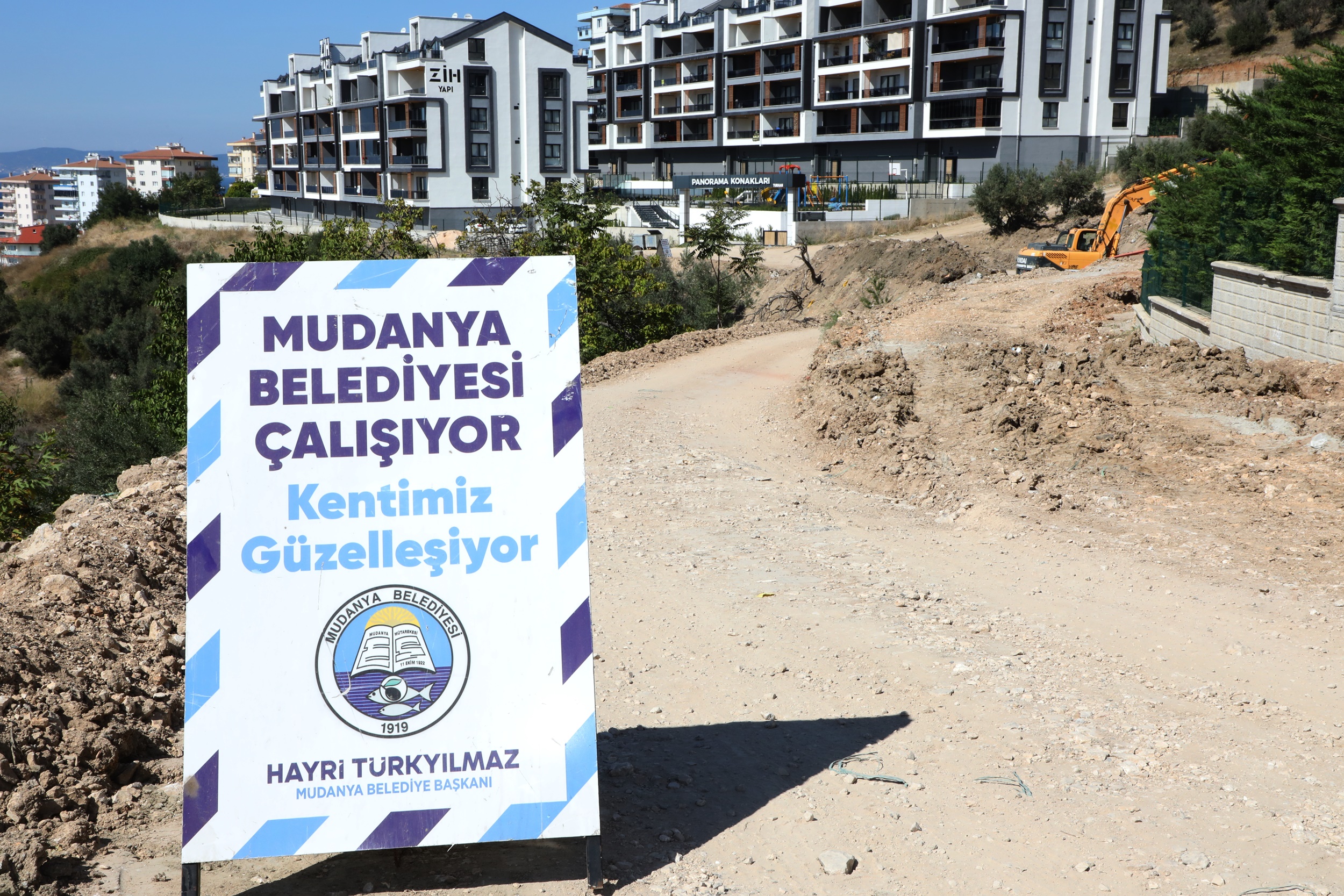 Mudanya’da parke kaplama ve yol çalışmaları sürüyor