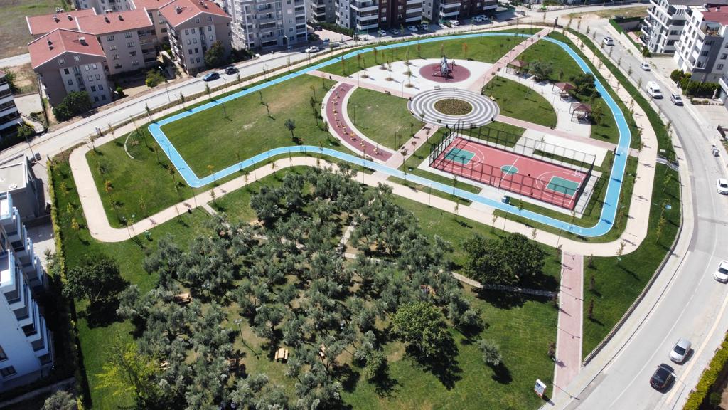 Bursa’da nefes aldıracak park! Hizmete açıldı