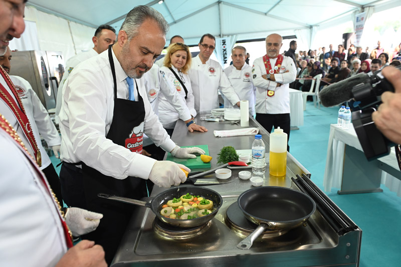 Bursa’da 'lezzetli' festival! 3 gün sürecek 4 32086 MTYzMmRjMz 4