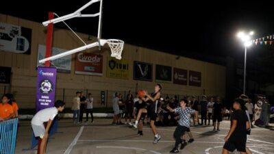 İnegöl’de sokak basketbolu heyecanı başladı
