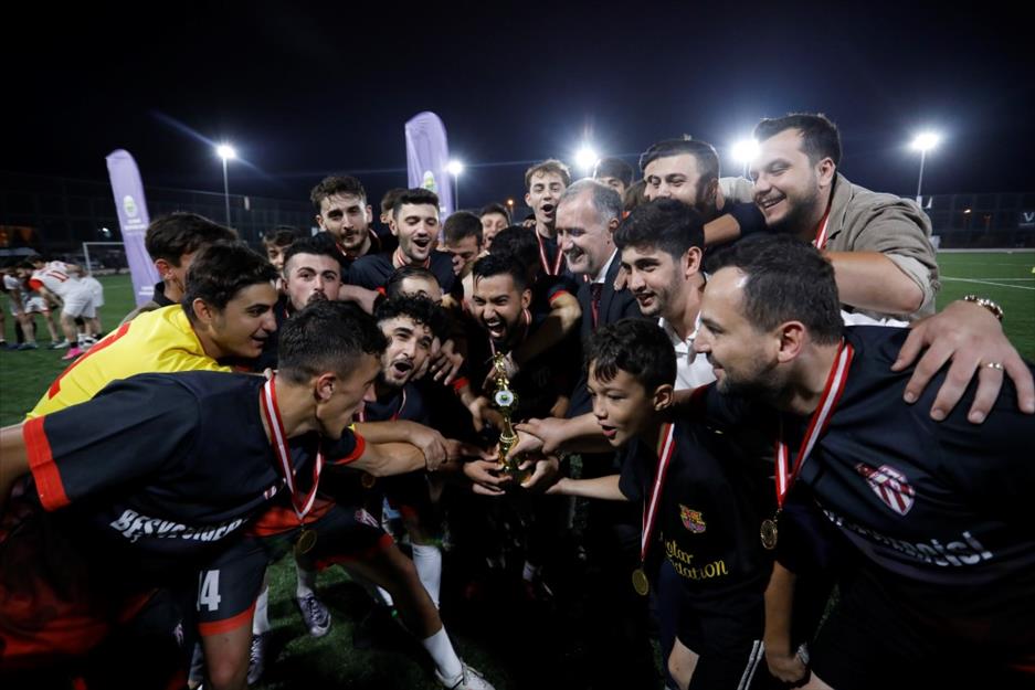 6 Eylül Futbol Turnuvasında kupalar sahiplerini buldu 6 Eylül Futbol Turnuvasında kupalar sahiplerini buldu