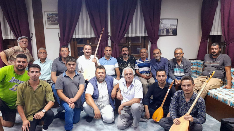 Keles’te türkülerin peşinde