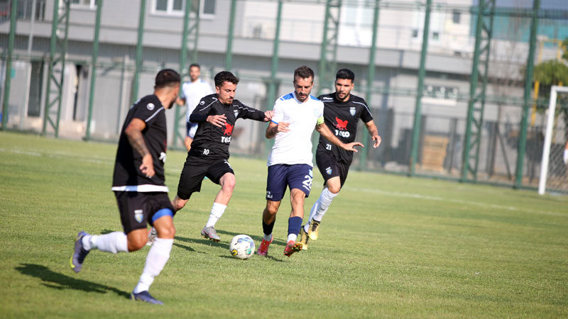 Karacabey Balıkesir’i bekliyor TFF 2. Lig Kırmızı Grup'ta deplasmanda Uşakspor'u 3-0 mağlup ederek