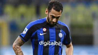 Hakan Çalhanoğlu’ndan kötü haber