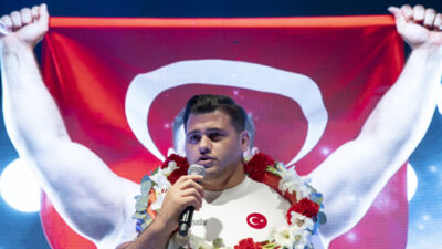 Rıza Kayaalp’ten sitem