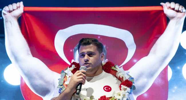 Rıza Kayaalp’ten sitem