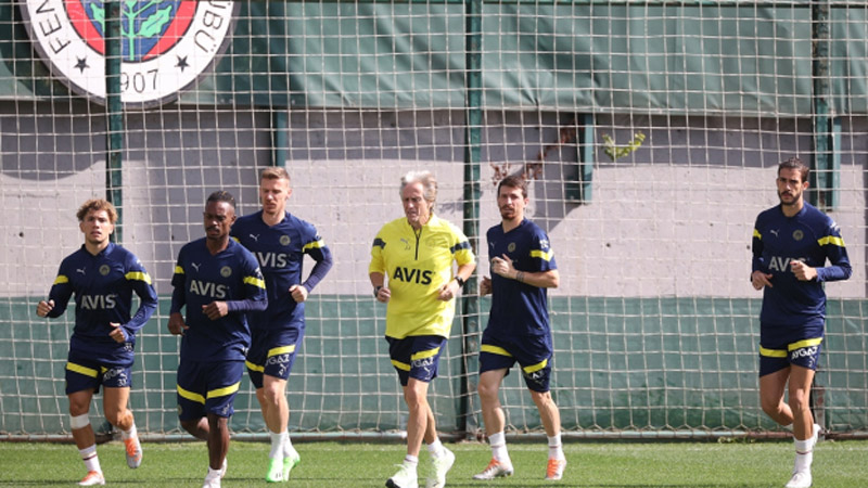 Fenerbahçe’de derbi mesaisi Fenerbahçe’de derbi mesaisi