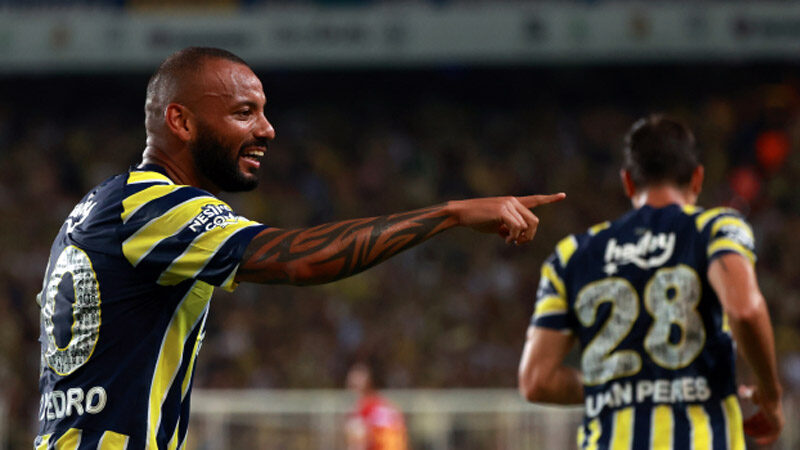 Joao Pedro: Doğru kararı verdiğimi düşünüyorum Fenerbahçeli futbolcu Joao Pedro, Fenerbahçe’ye gelerek doğru kararı verdiğini söyledi.