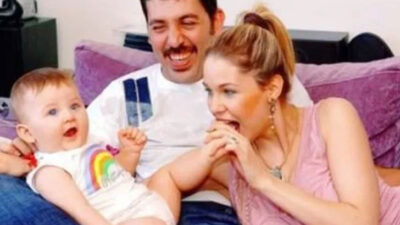 Emine Ün kızı Duru’yla poz verdi! Güzelliğine yorum yağdı