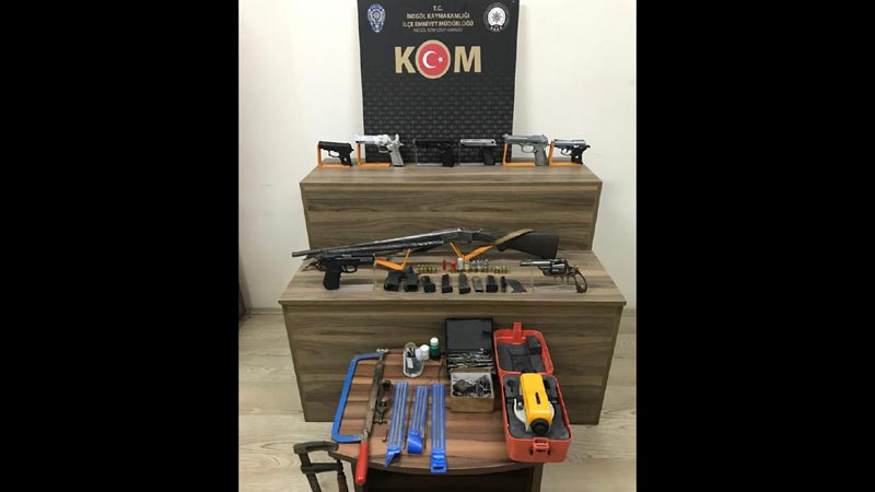 Bursa’da cephanelik gibi ev