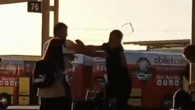 Bursa otobüs terminalinde yumruk yumruğa kavga