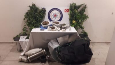 Bursa’da evini uyuşturucu imalathanesine çevirmiş
