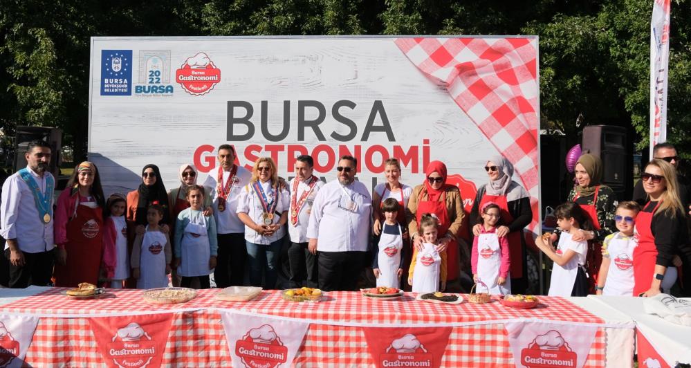 Bursa Gastronomi Festivali’nin tadı damaklarda kaldı 2 AW721690 07