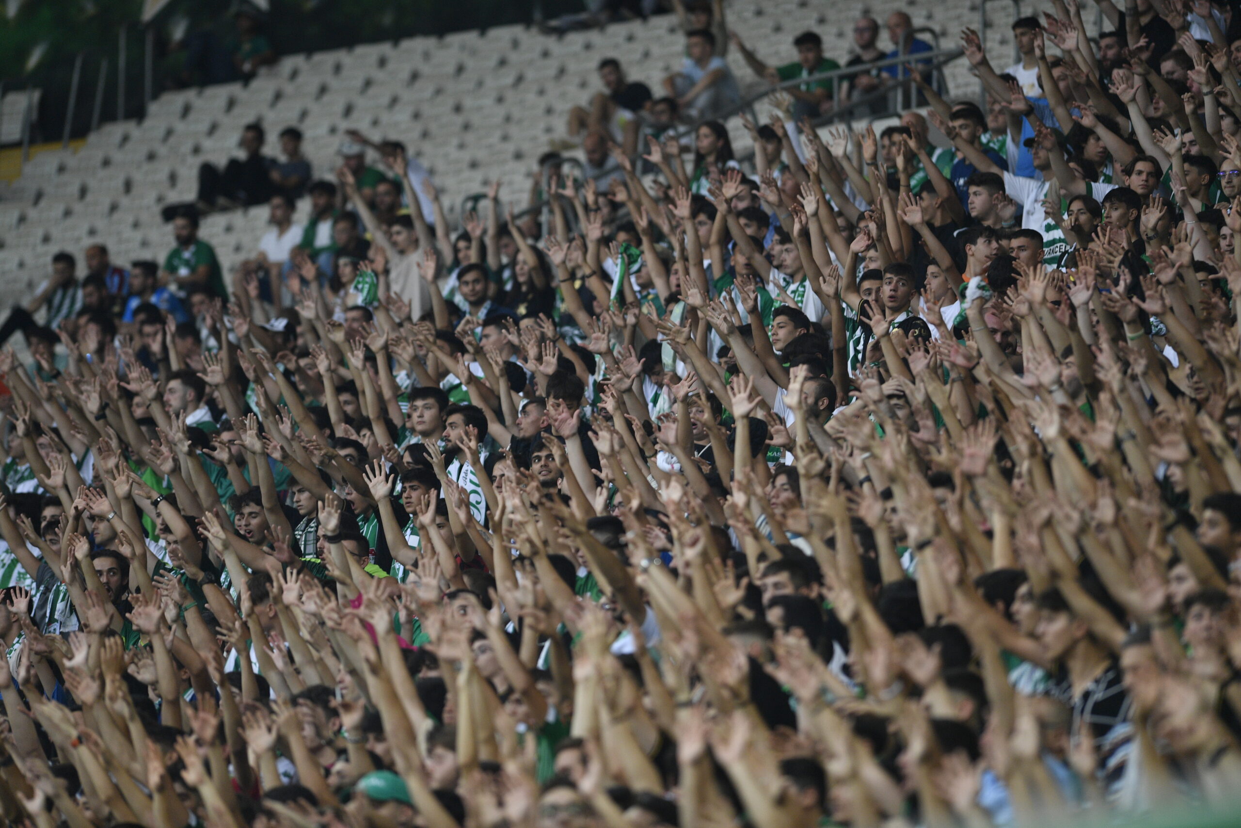 Armaya sahip çıktılar Armaya sahip çıktılar